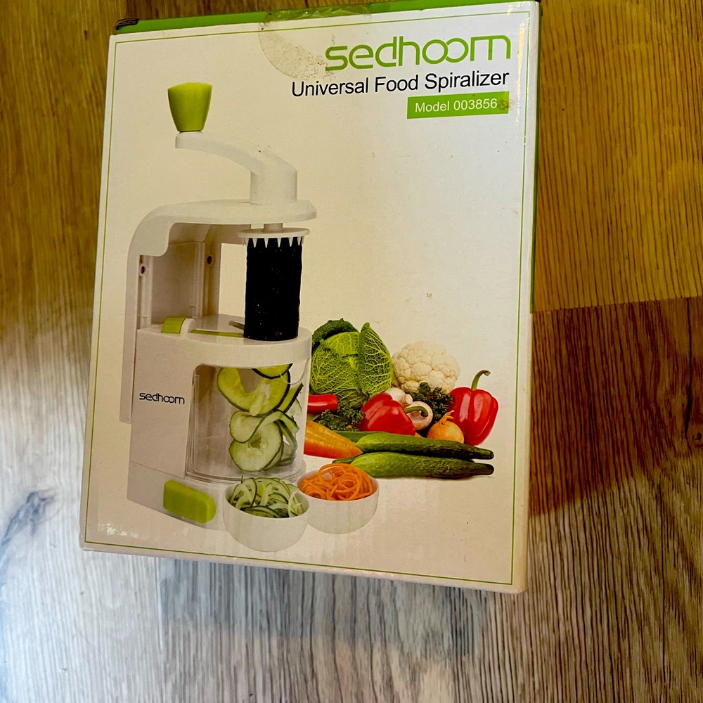 NIB Sedhoom spiralizer - Model 003856